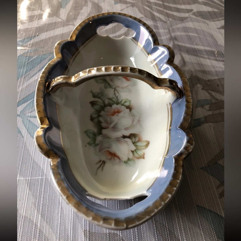 Vtg Germany Relish/Candy Dish With Handle And Gold Trim